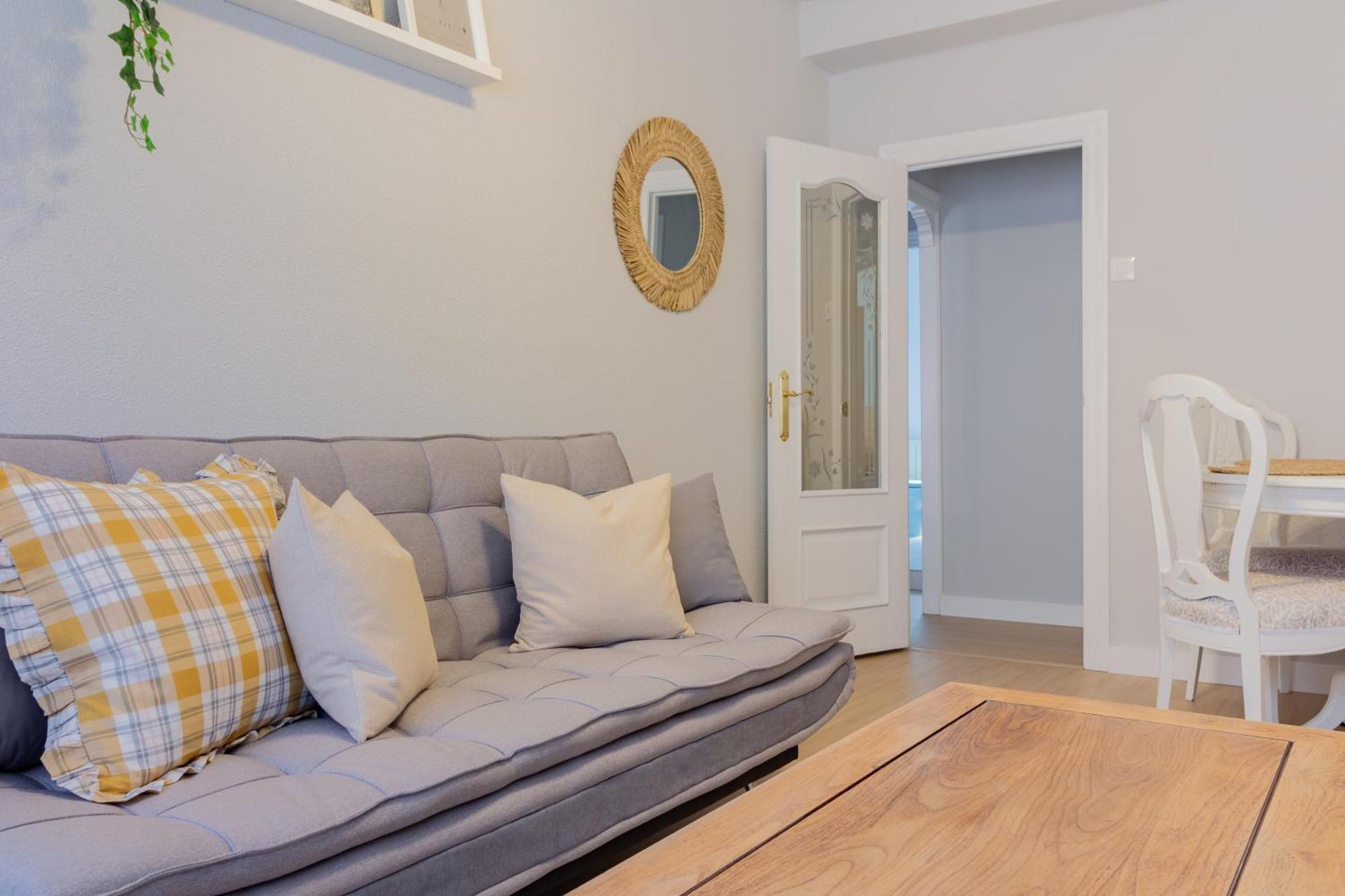 Ah Apartamento Urban Lena Vut6048As Пола де Лена Екстериор снимка